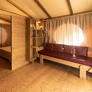 Vakantiepark Delle Rose & Glamping Village, Isolabona